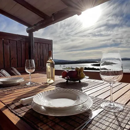 Sea Overlooking Seagull Island Chalet *